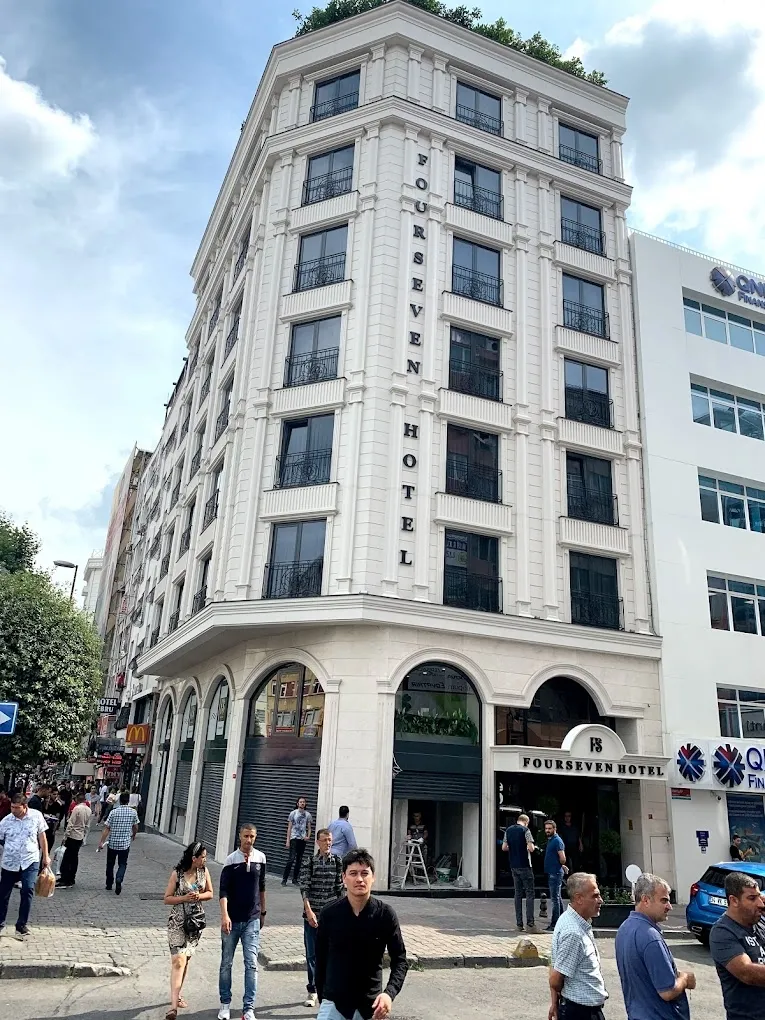 Turizm ve Otelcilik Hizmetleri